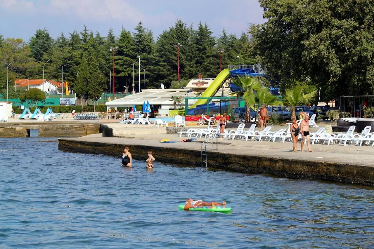 Apartments With A Parking Space Kukci, Porec - 20797