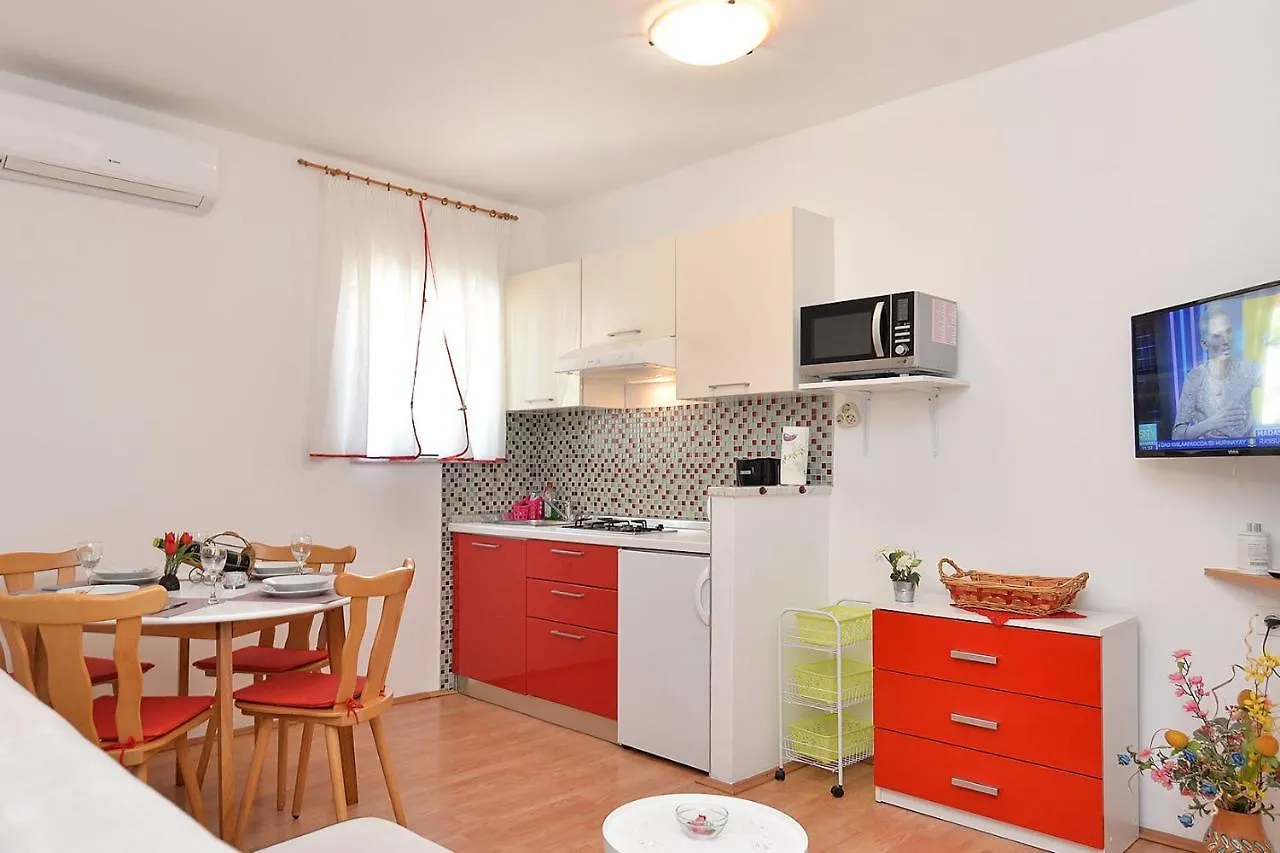 Apartments With A Parking Space Kukci, Porec - 20797