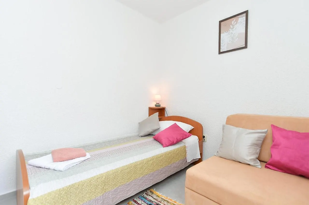 Apartments With A Parking Space Kukci, Porec - 20797