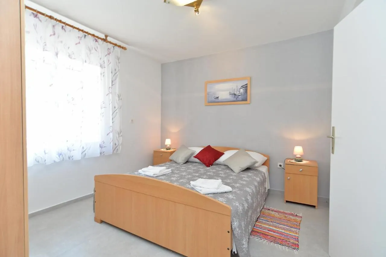 Apartments With A Parking Space Kukci, Porec - 20797