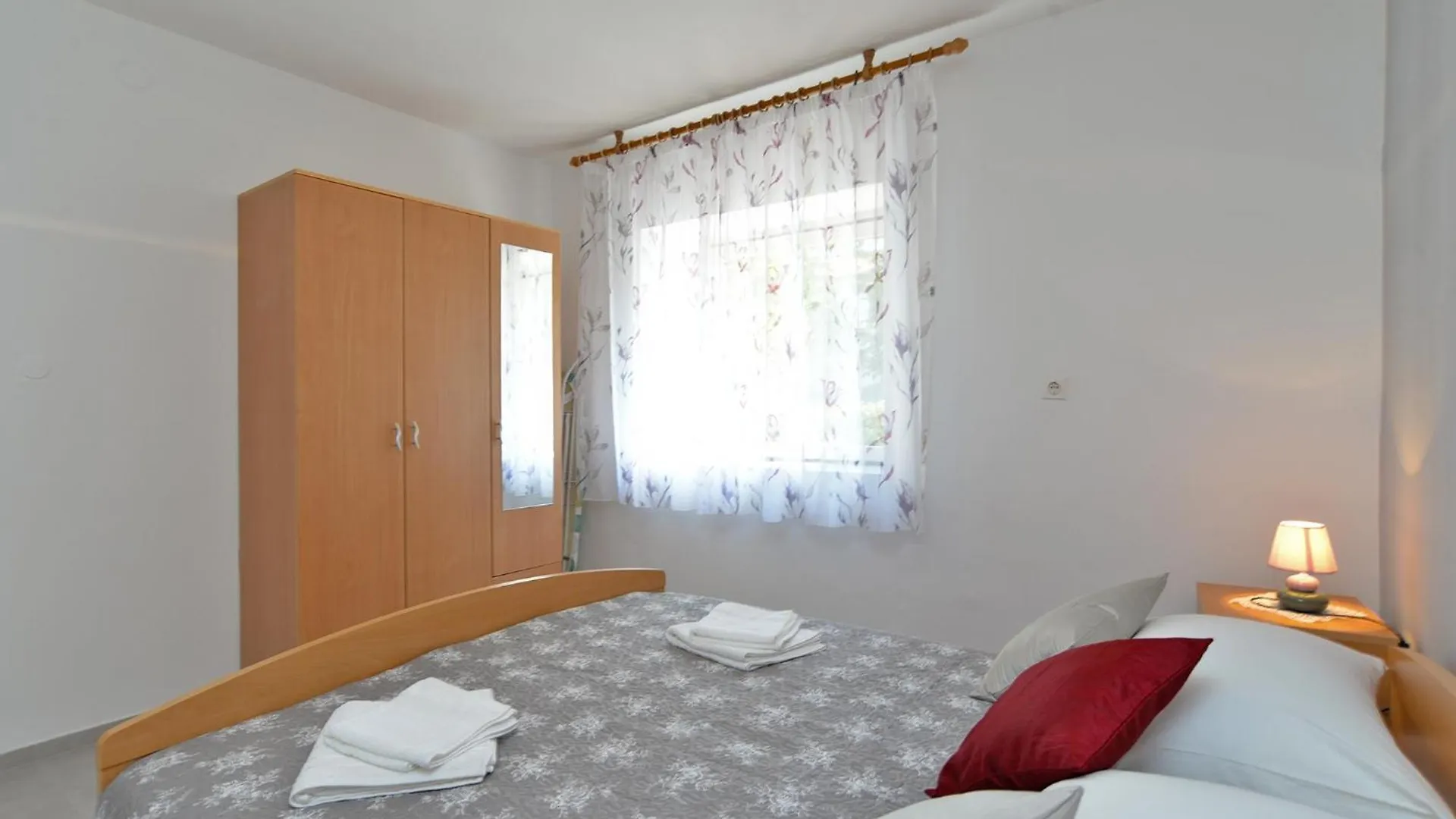 Apartments With A Parking Space Kukci, Porec - 20797